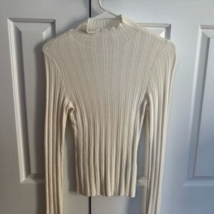 Abercrombiee turtle neck sweater